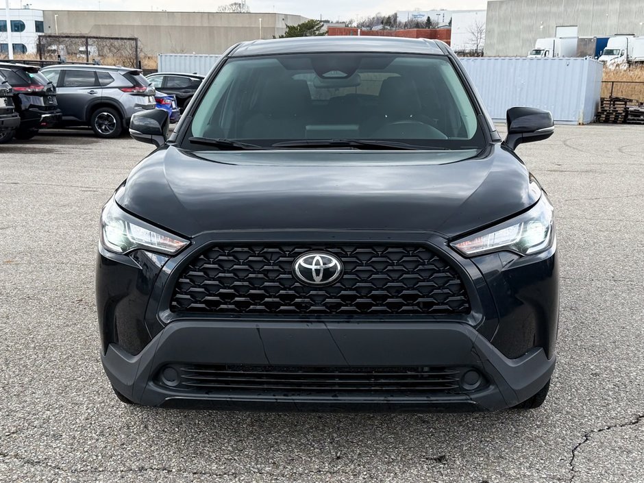 2023 Toyota Corolla Cross LE-1