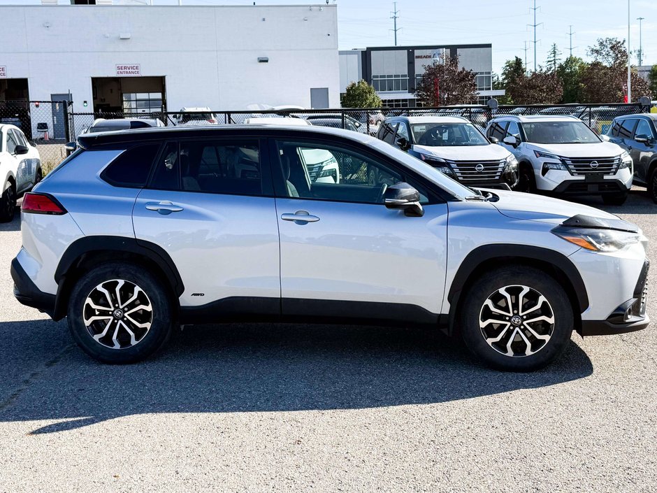 2023 Toyota Corolla Cross Hybrid SE-7