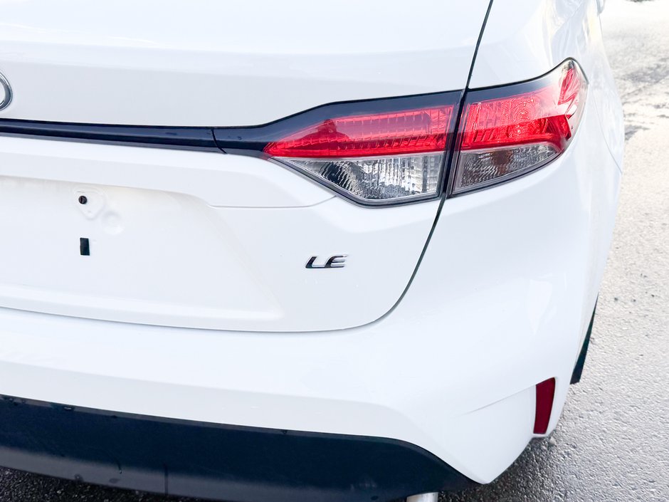 2023 Toyota Corolla LE-11