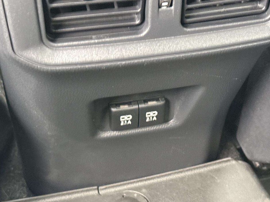 2019 Toyota RAV4 Hybrid XLE-23