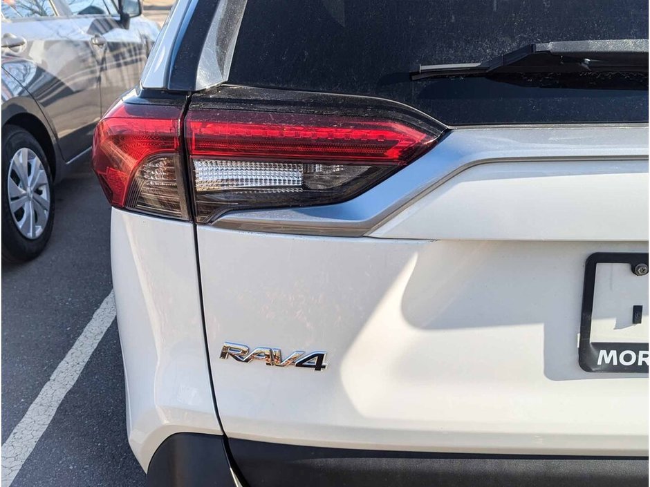 2020 Toyota RAV4 Hybrid Limited-13