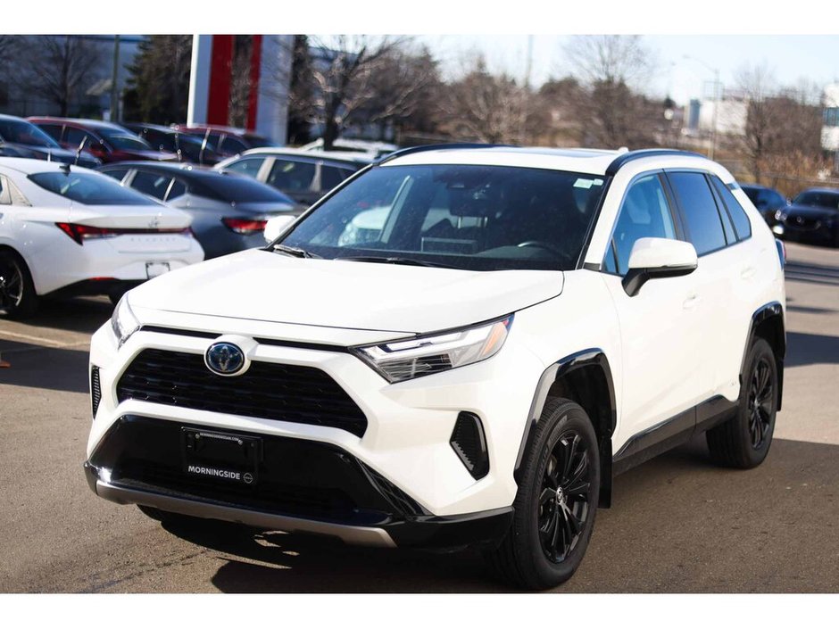 2022 Toyota RAV4 Hybrid SE-4