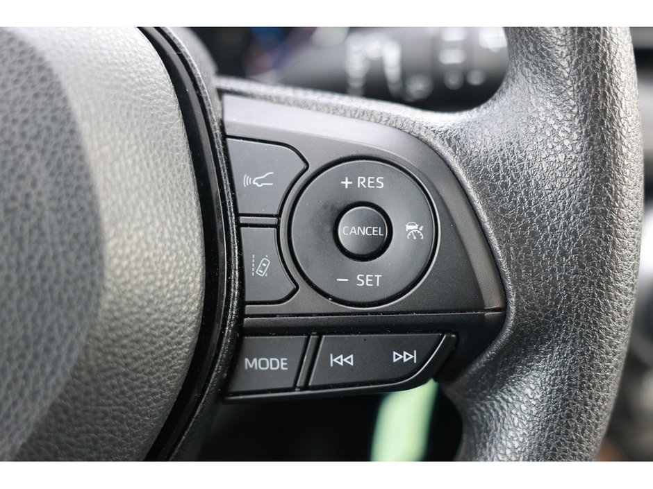 2025 Toyota RAV4 Hybrid LE-25