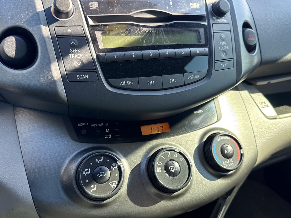 2011 Toyota RAV4 Base-18