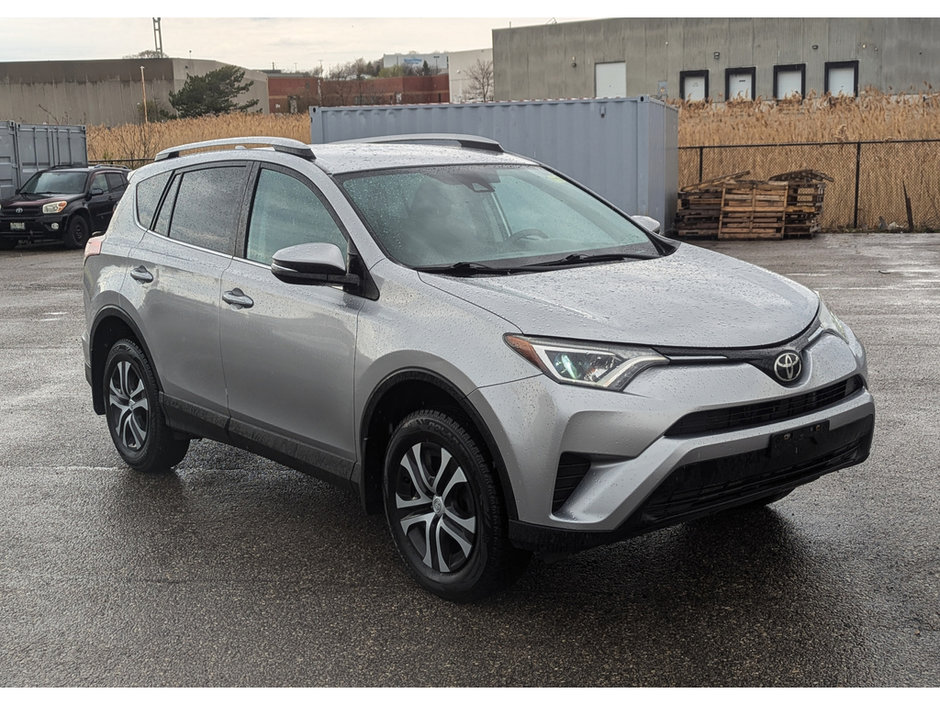 2017 Toyota RAV4 LE-8