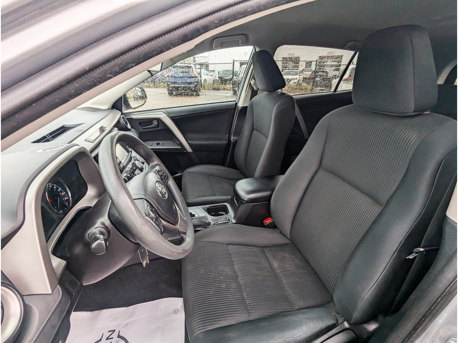 2017 Toyota RAV4 LE-19