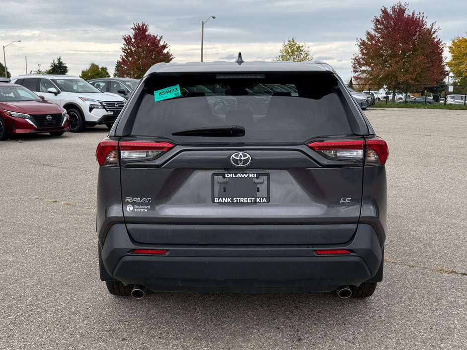 2022 Toyota RAV4 LE-5