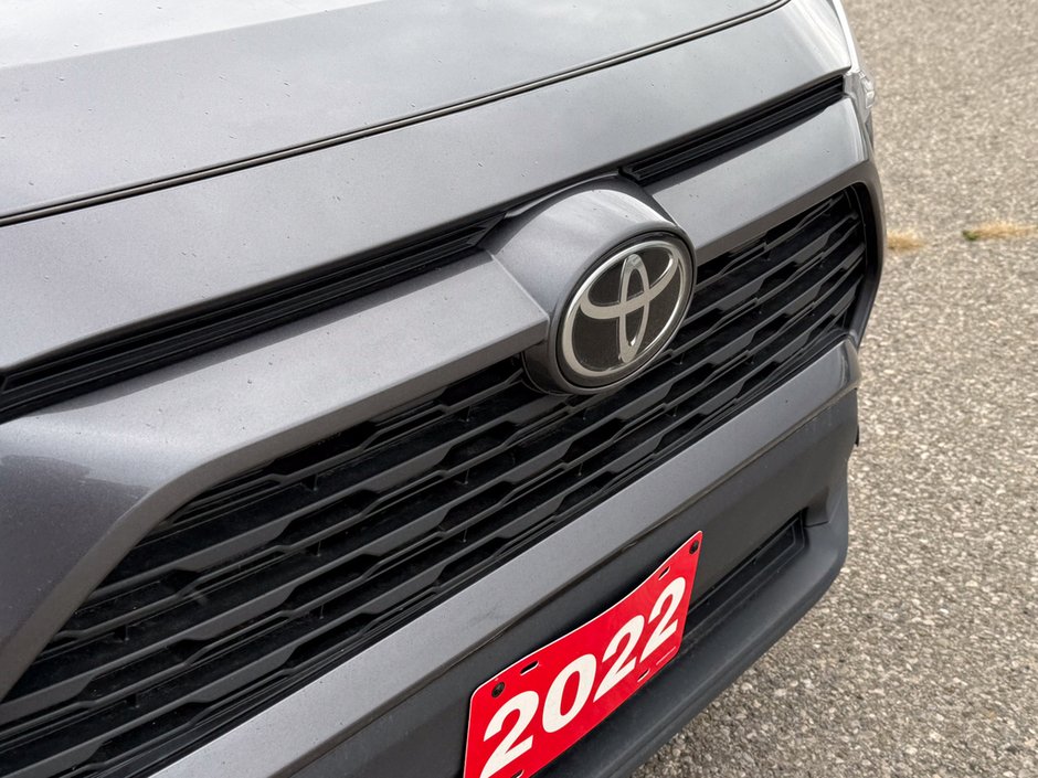 2022 Toyota RAV4 LE-9