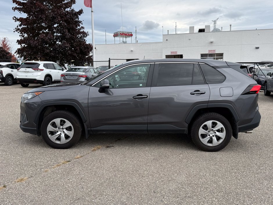 2022 Toyota RAV4 LE-3