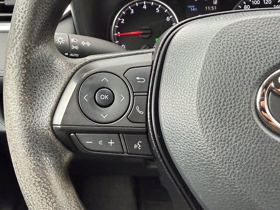 2022 Toyota RAV4 LE-20