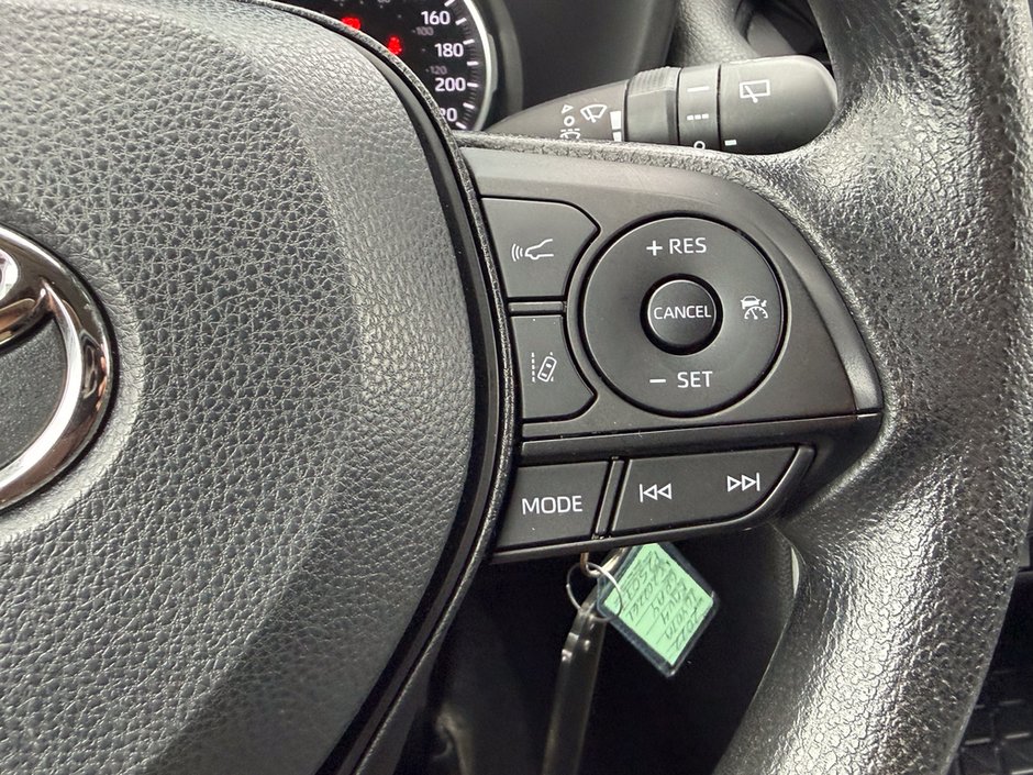 2022 Toyota RAV4 LE-21