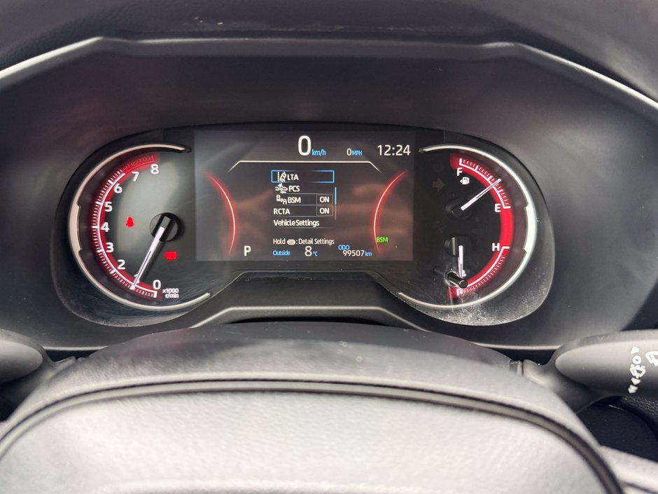 2023 Toyota RAV4 LE-24