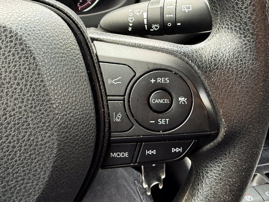 2023 Toyota RAV4 LE-22