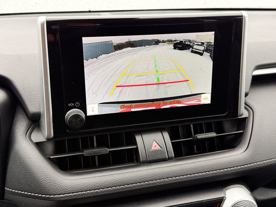 2023 Toyota RAV4 LE-26