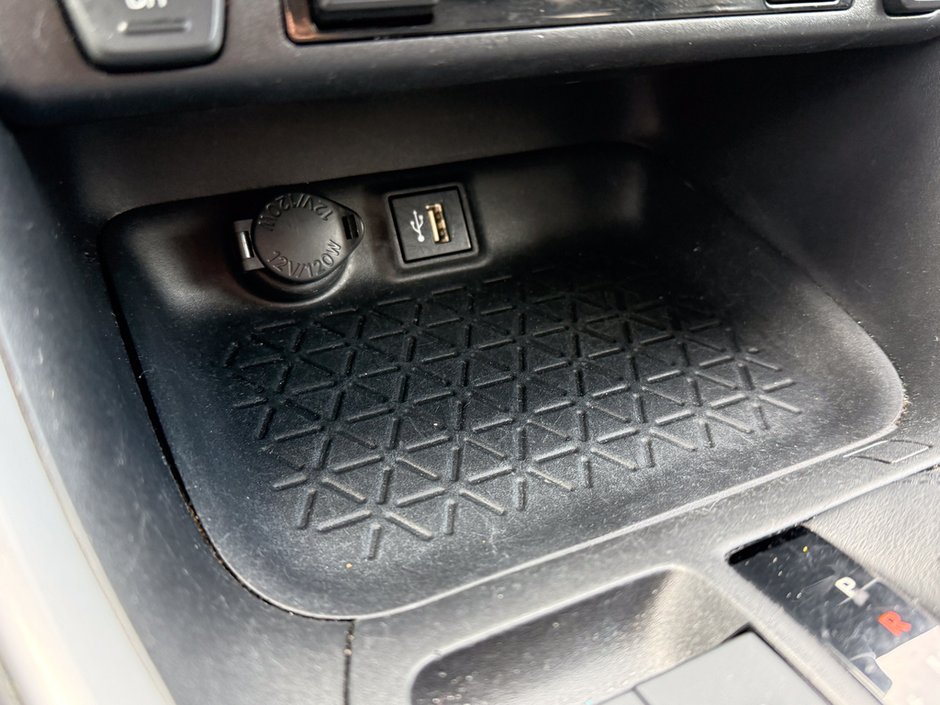 2023 Toyota RAV4 LE-25