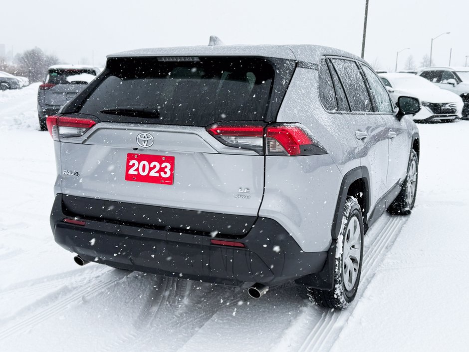 2023 Toyota RAV4 LE-6