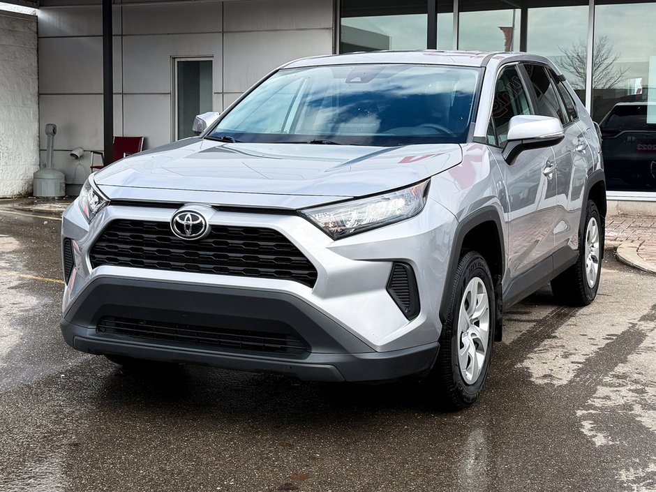 2023 Toyota RAV4 LE-2