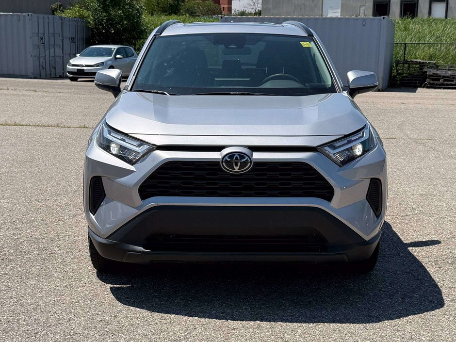 2023 Toyota RAV4 XLE-2