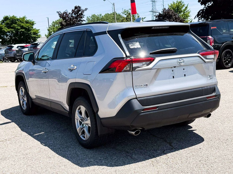 2023 Toyota RAV4 XLE-5