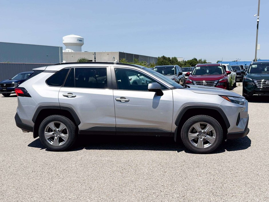 2023 Toyota RAV4 XLE-8