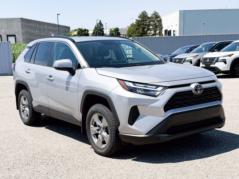 2023 Toyota RAV4 XLE-9
