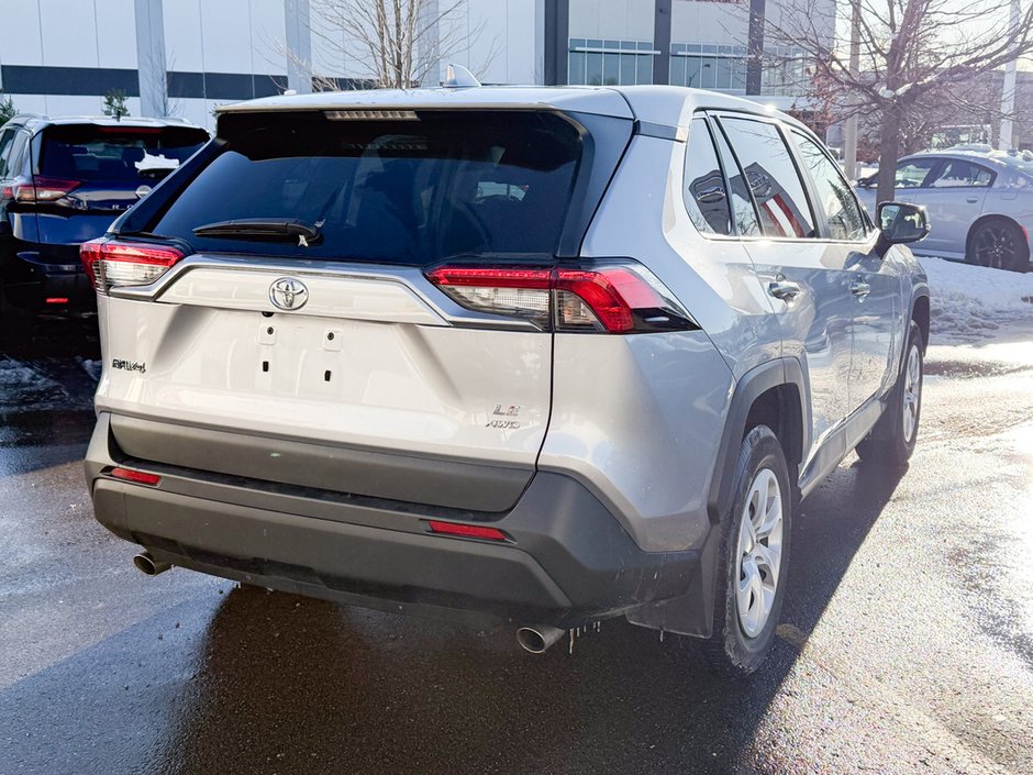 2024 Toyota RAV4 LE-6