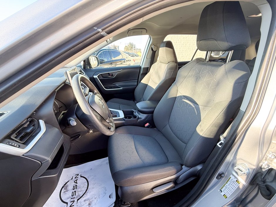 2024 Toyota RAV4 LE-15