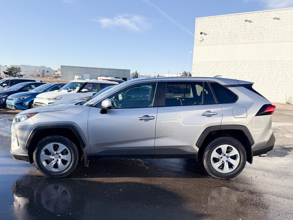 2024 Toyota RAV4 LE-3