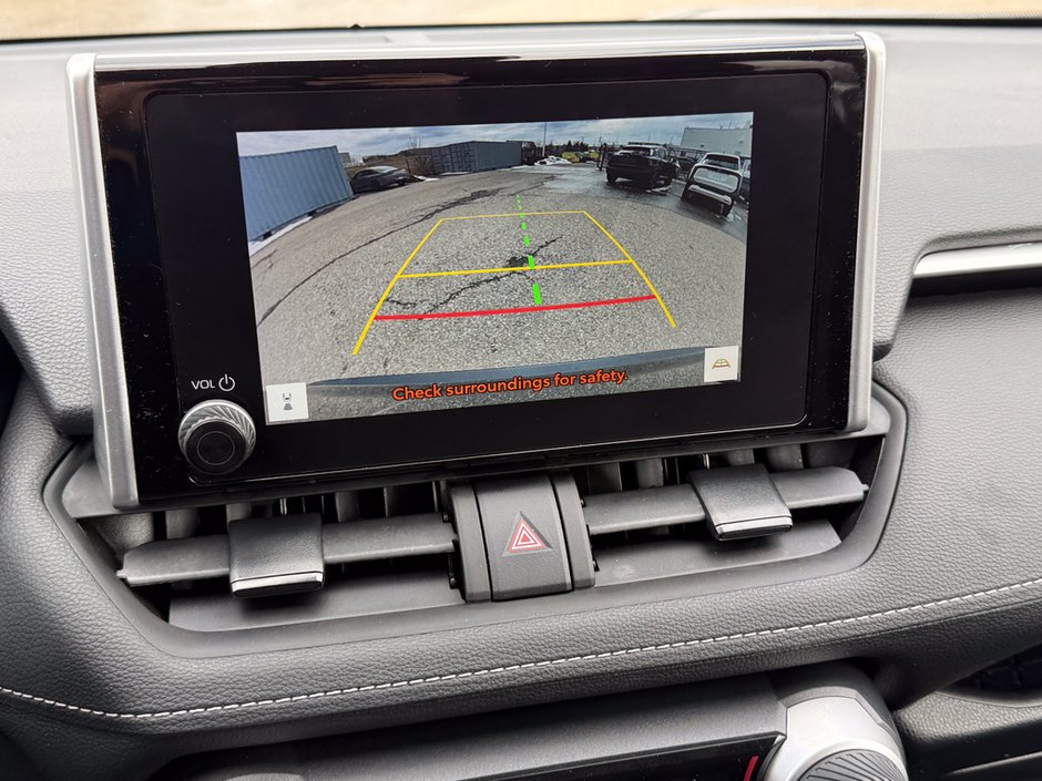 2025 Toyota RAV4 LE-25