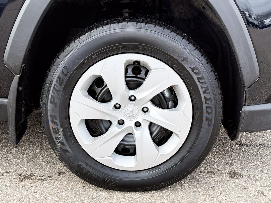 2025 Toyota RAV4 LE-10