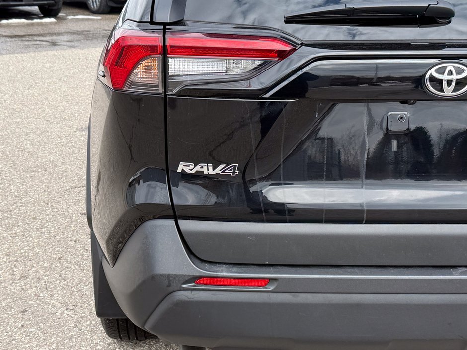 2025 Toyota RAV4 LE-12