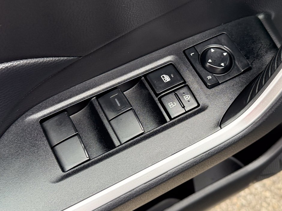 2025 Toyota RAV4 LE-20