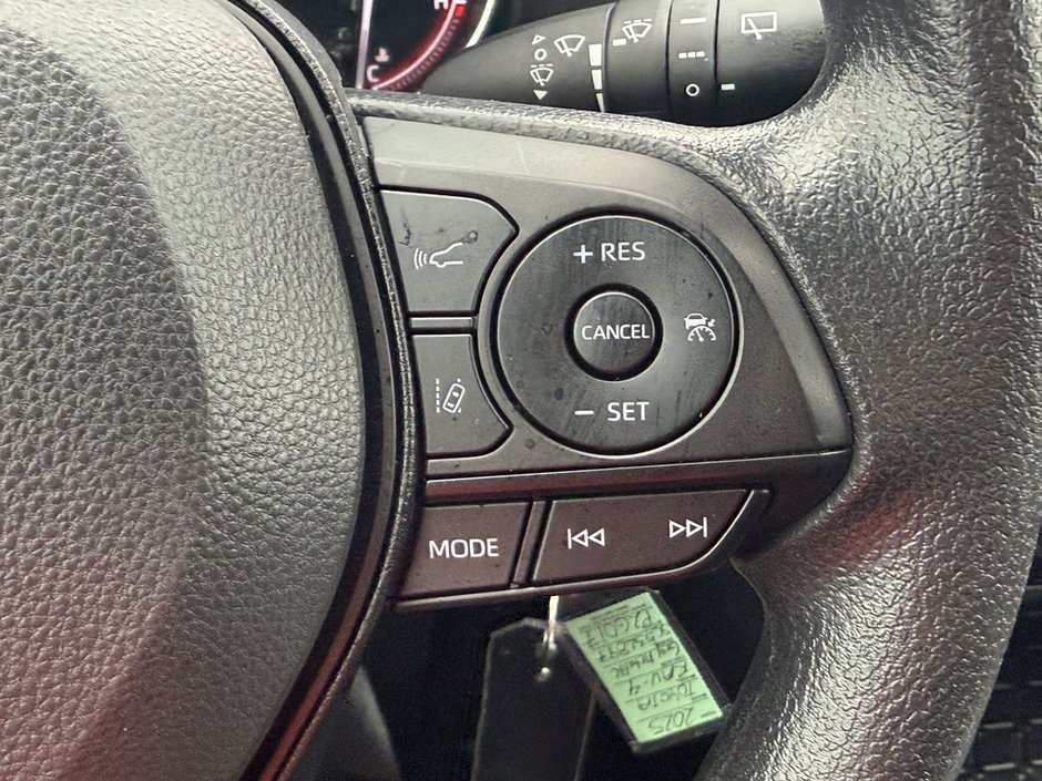 2025 Toyota RAV4 LE-25