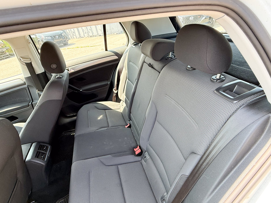 2015 Volkswagen Golf 1.8 TSI Comfortline-15