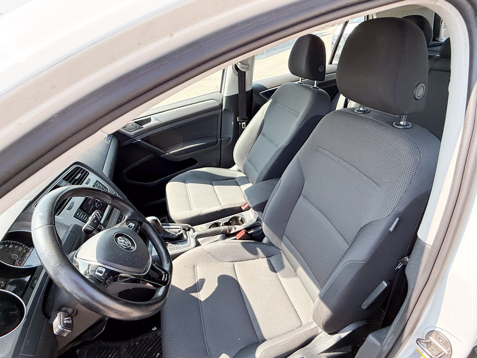 2015 Volkswagen Golf 1.8 TSI Comfortline-19