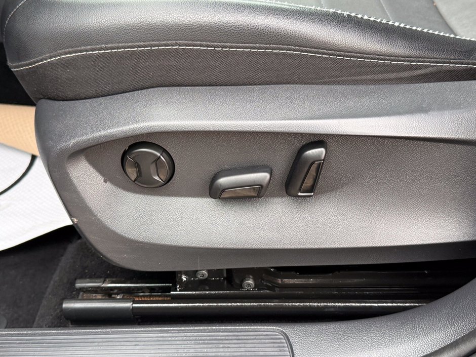 2023 Volkswagen Taos Comfortline-17