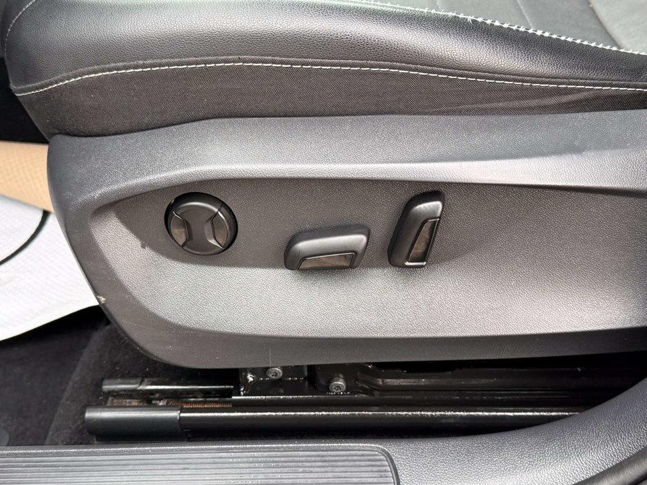 2023 Volkswagen Taos Comfortline-17
