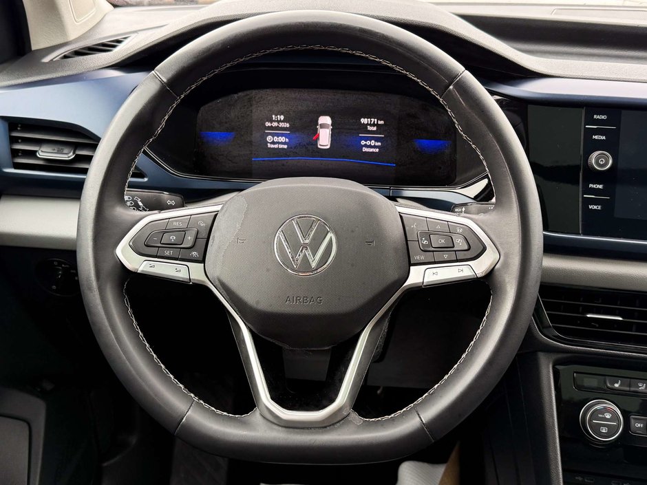 2023 Volkswagen Taos Comfortline-23