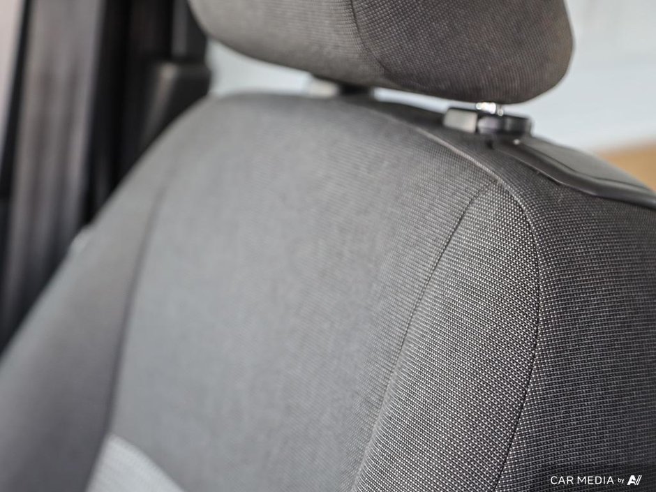 2015 Ford Transit Connect XL CARGO VAN // READY FOR WORK!-15