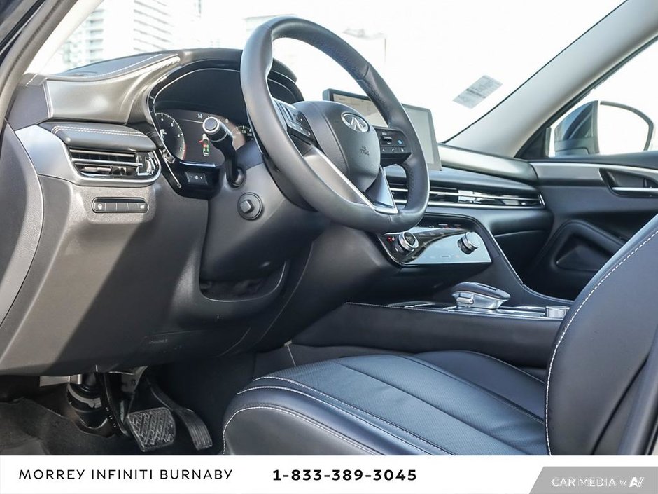 2023 Infiniti QX60 LUXE MODEL + AWD, NAVIGATION, LEATHER-17