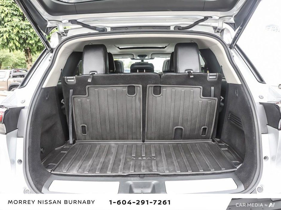 2023 Infiniti QX60 LUXE TRIM + NAVIGATION-11