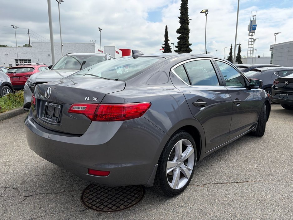2015 Acura ILX Tech at-6