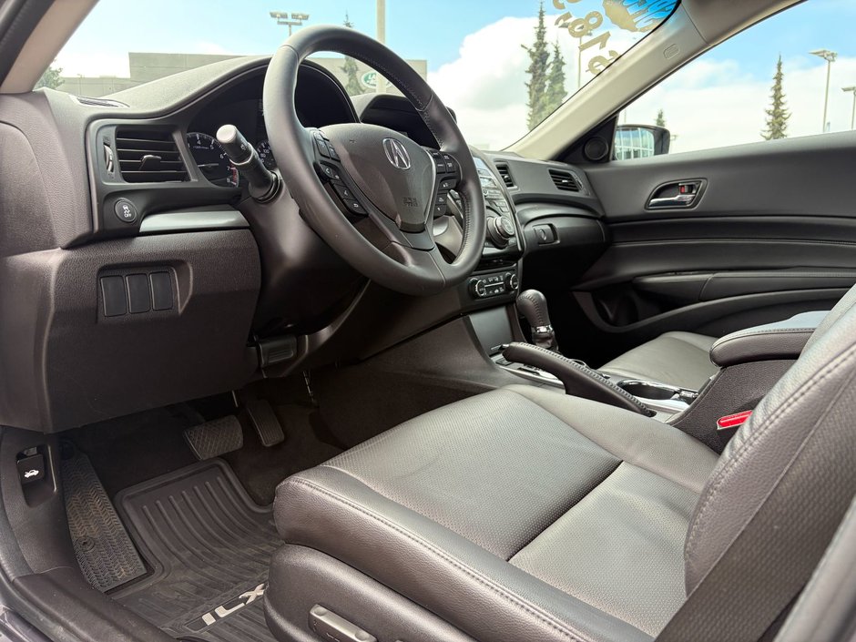 2015 Acura ILX Tech at-16