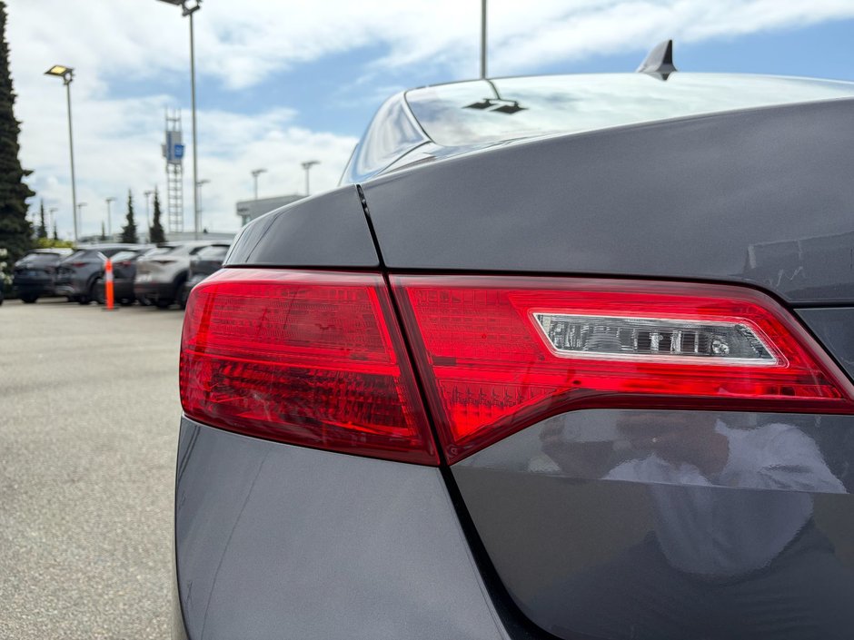 2015 Acura ILX Tech at-8