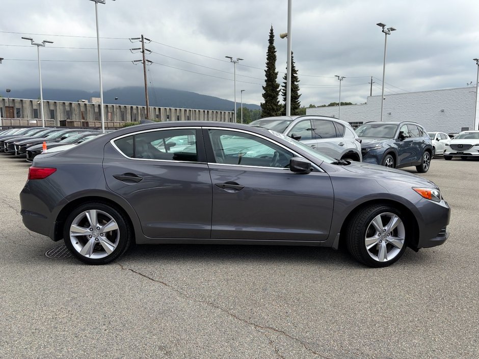 2015 Acura ILX Tech at-5