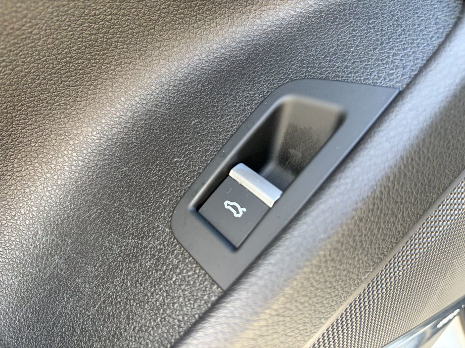 2018 Audi Q7 3.0T Technik quattro 8sp Tiptronic-26