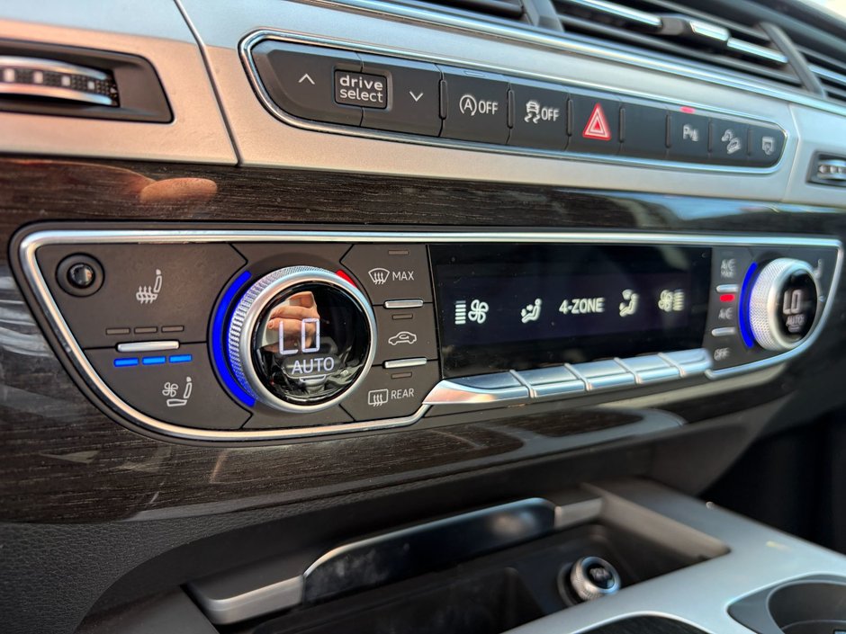 2018 Audi Q7 3.0T Technik quattro 8sp Tiptronic-34