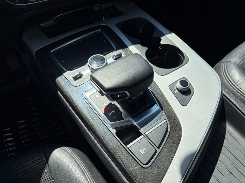 2018 Audi Q7 3.0T Technik quattro 8sp Tiptronic-32