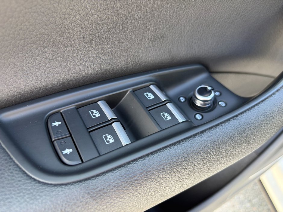 2018 Audi Q7 3.0T Technik quattro 8sp Tiptronic-24
