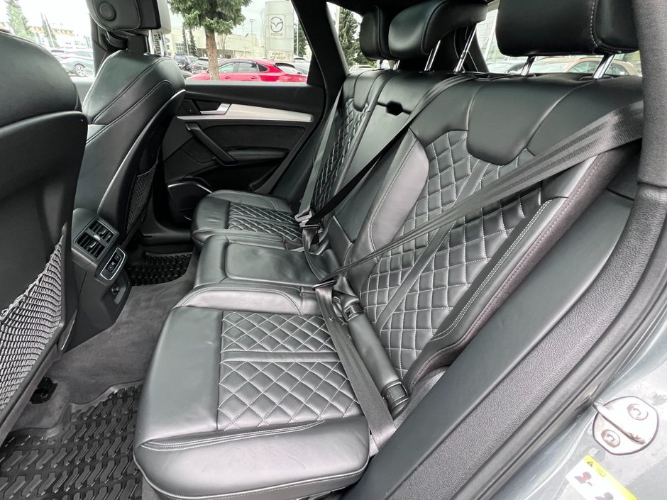 2020 Audi SQ5 3.0T Progressiv quattro 8sp Tiptronic-9